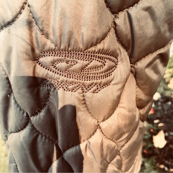 DKNY Active Women’s Brown Quilted Full Zip Coat/Jacket. Size M - Picture 5 of 12